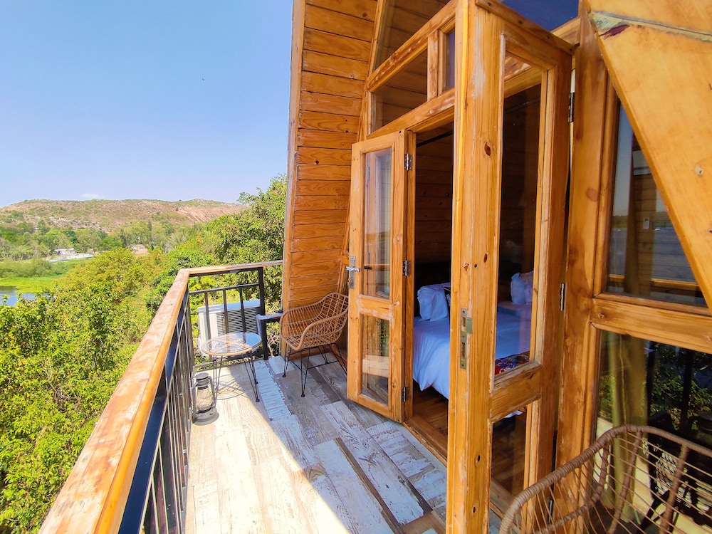Super Luxury Family Cottage with Private