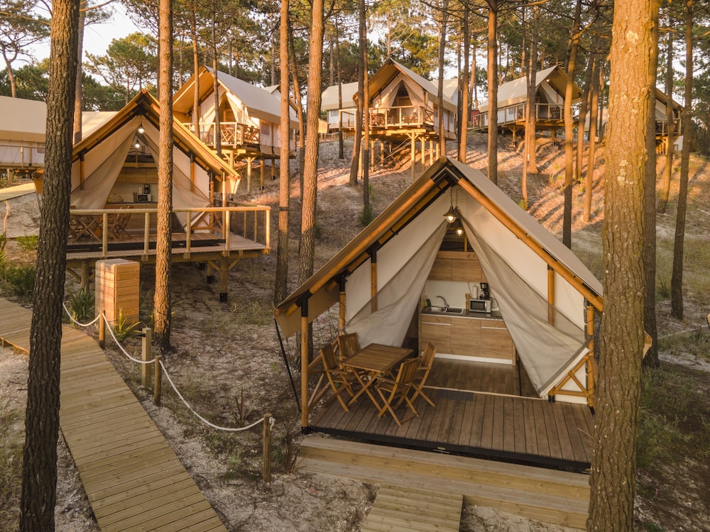 Family Tent, 3 Bedrooms (Glamping) photo 3