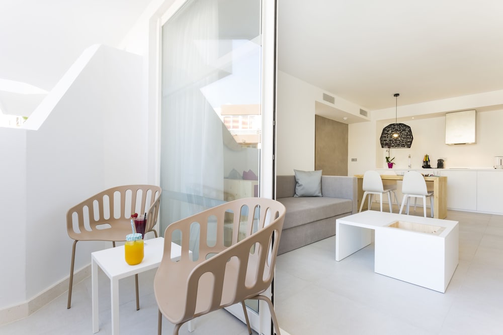 One Ibiza Suiten, Bilde 3