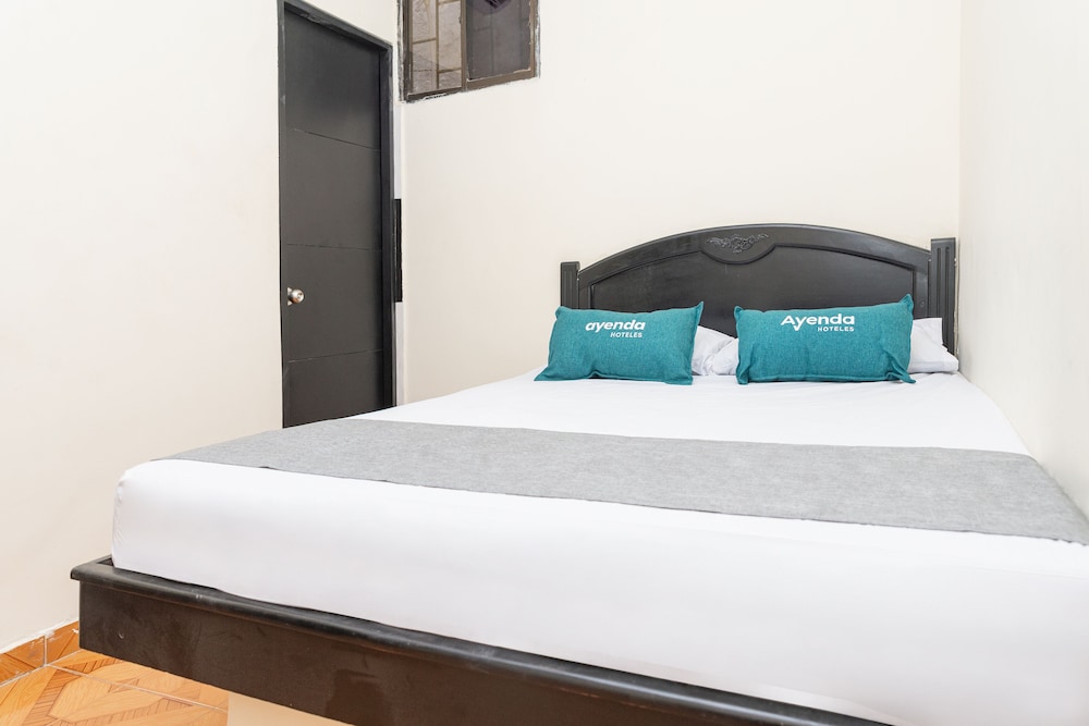 Economy Double Room photo 1