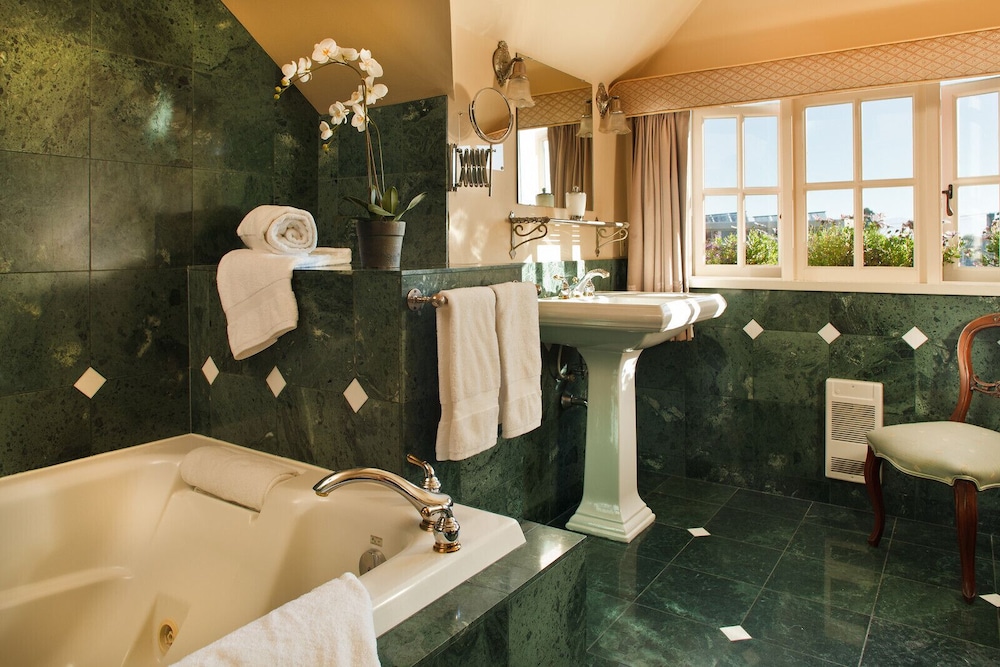 Premium Room - Adult Only photo 3
