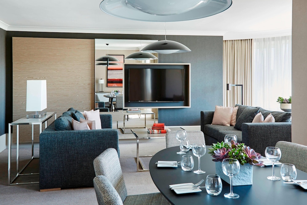 Presidential Apartment, 3 Bedrooms, Kitchen photo 3