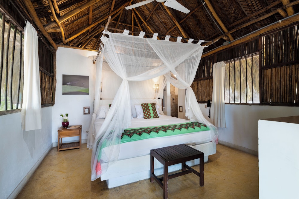 Standard Bungalow, 1 Bedroom, Ocean View, Beachfront photo 3