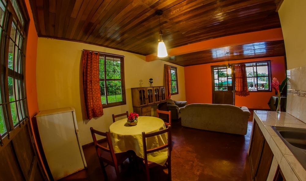 Family Bungalow, 2 Bedrooms, Kitchen, Pool View photo 2
