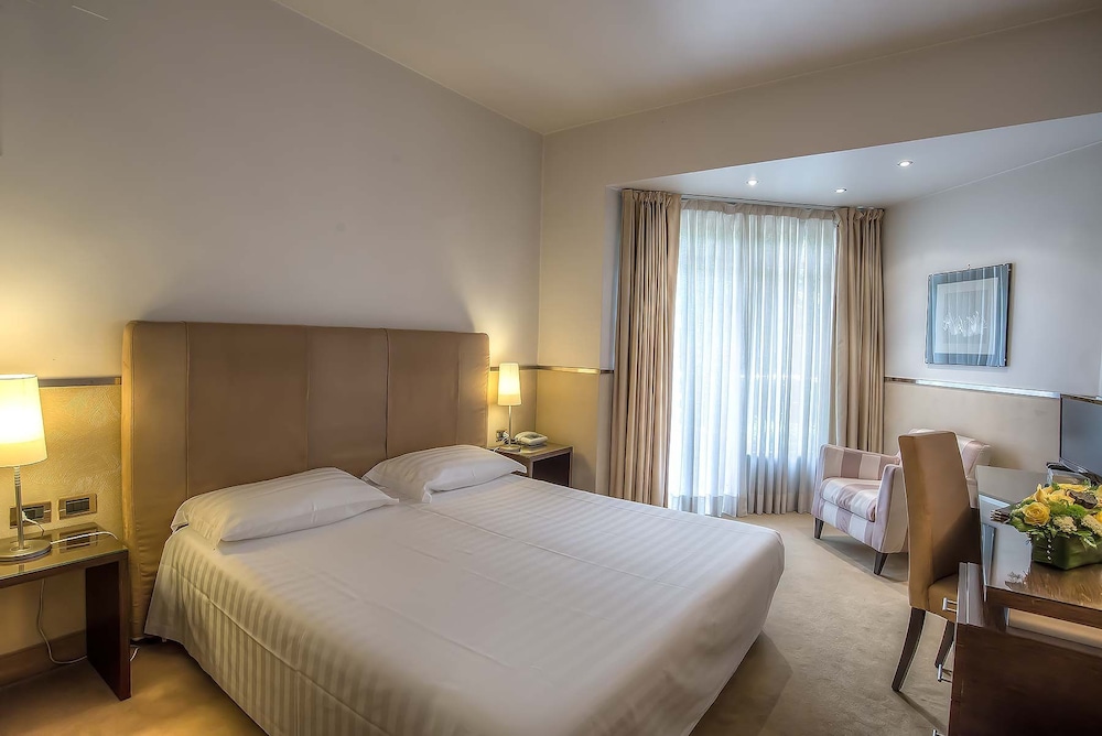 Classic Triple Room - Photo 3