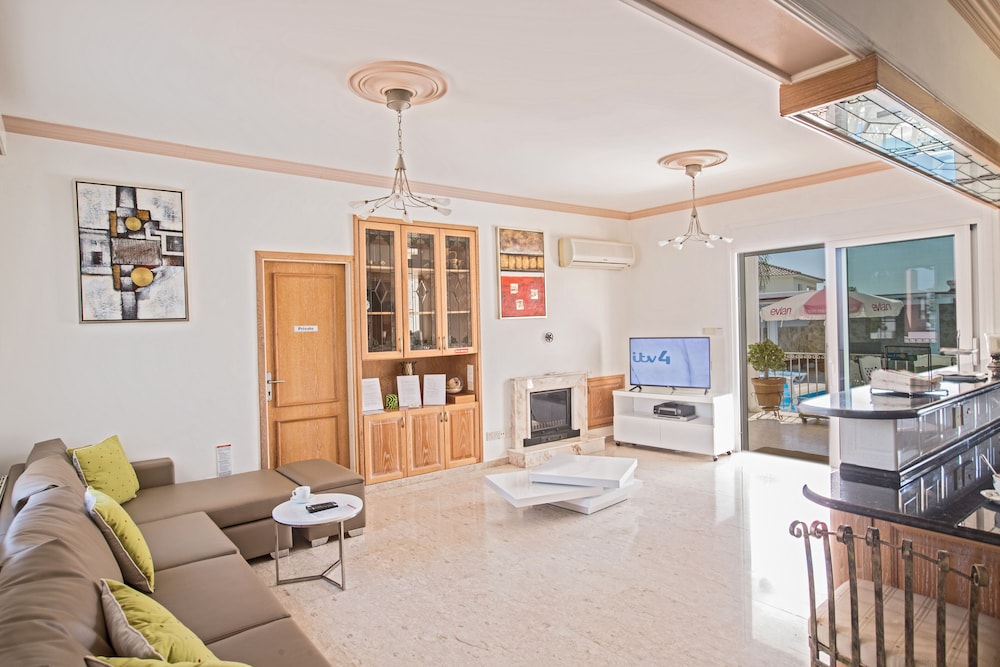 Villa, 5 Bedrooms, Accessible, Private Pool