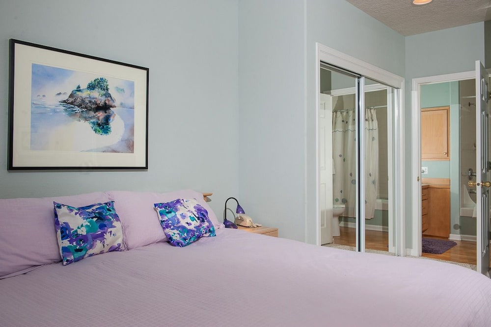 Condo, 1 Bedroom, 2 Bathrooms, Ocean View (Sea for Two) photo 1