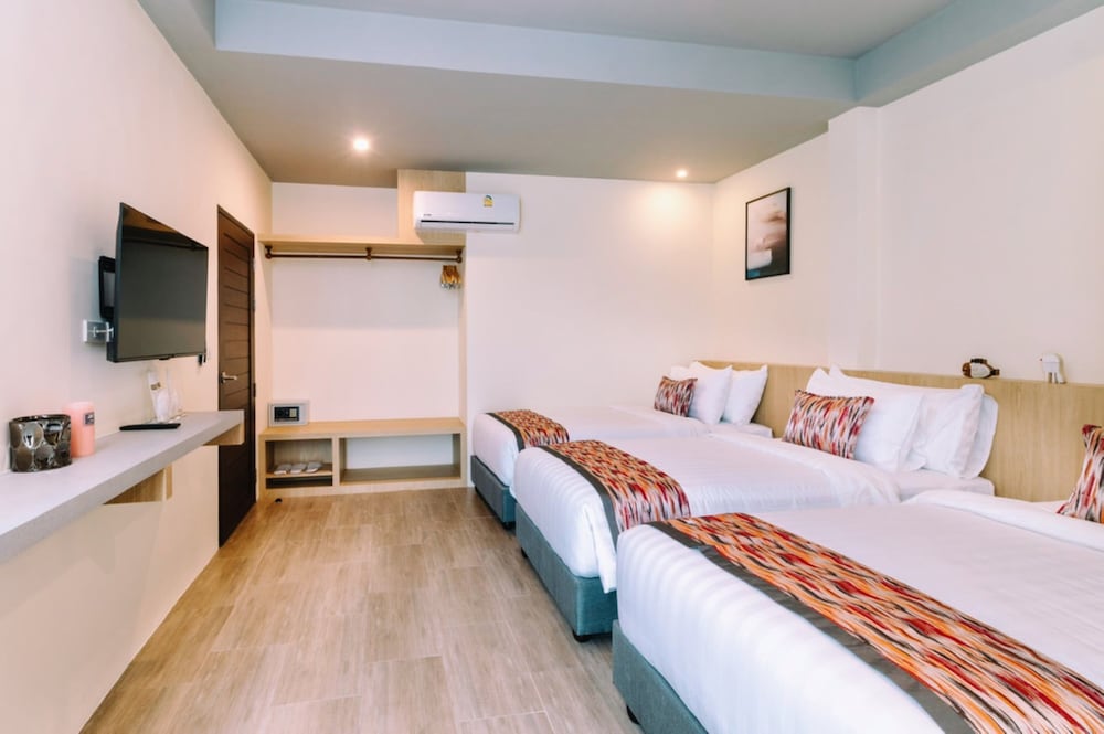 Family Suite, 2 Bedrooms, Sea View - Photo 2