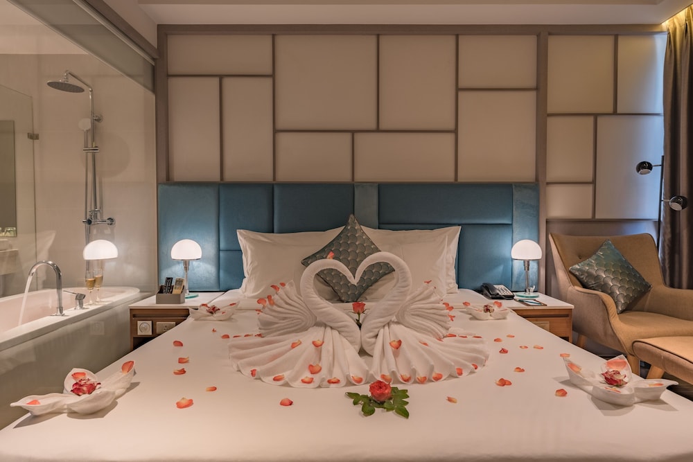 Signature Room photo 3