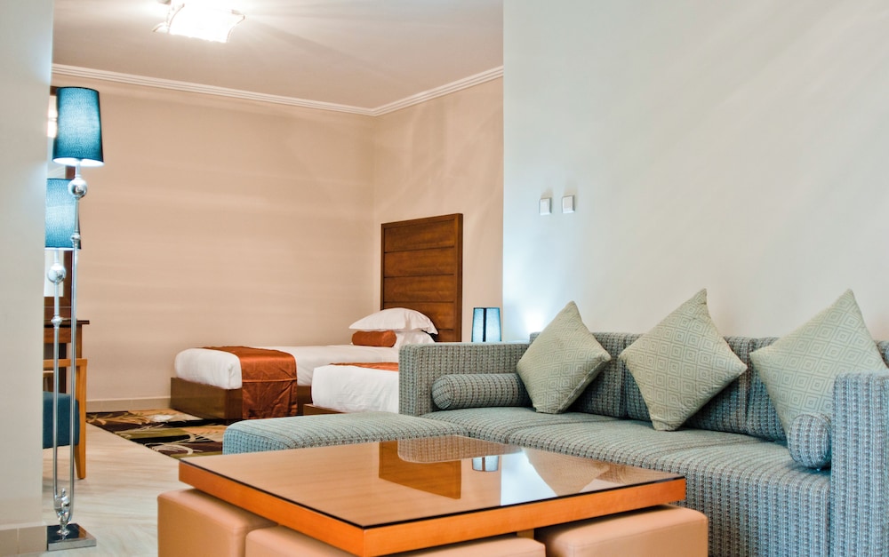 Basic Double Room, Balcony, Garden View photo 2