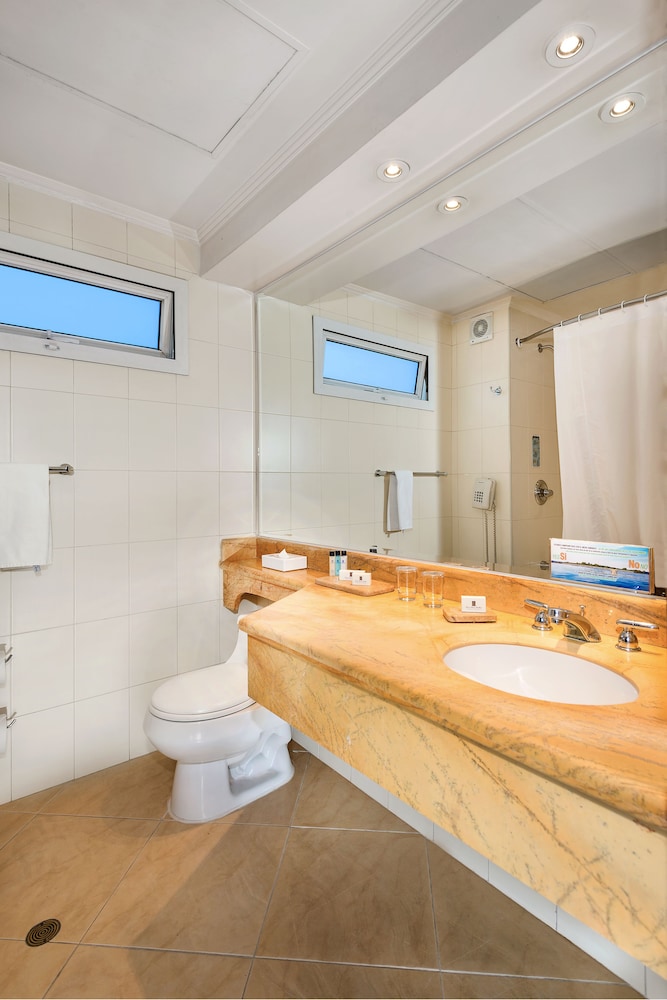 Standard Room - Photo 9