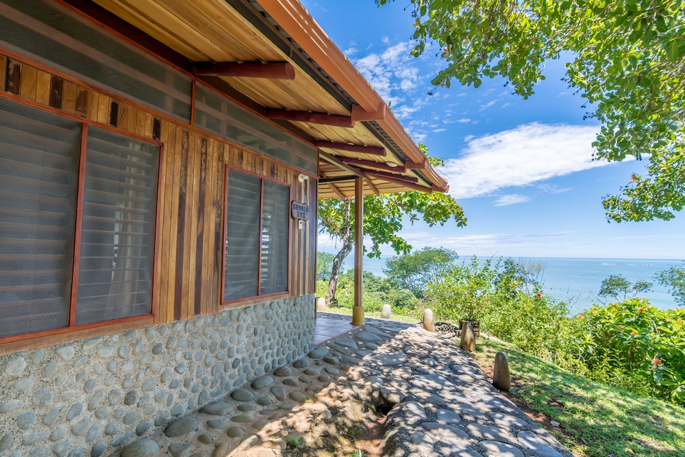 Gemela 1 Superior Double Room, 2 Double Beds, Ocean View photo 2