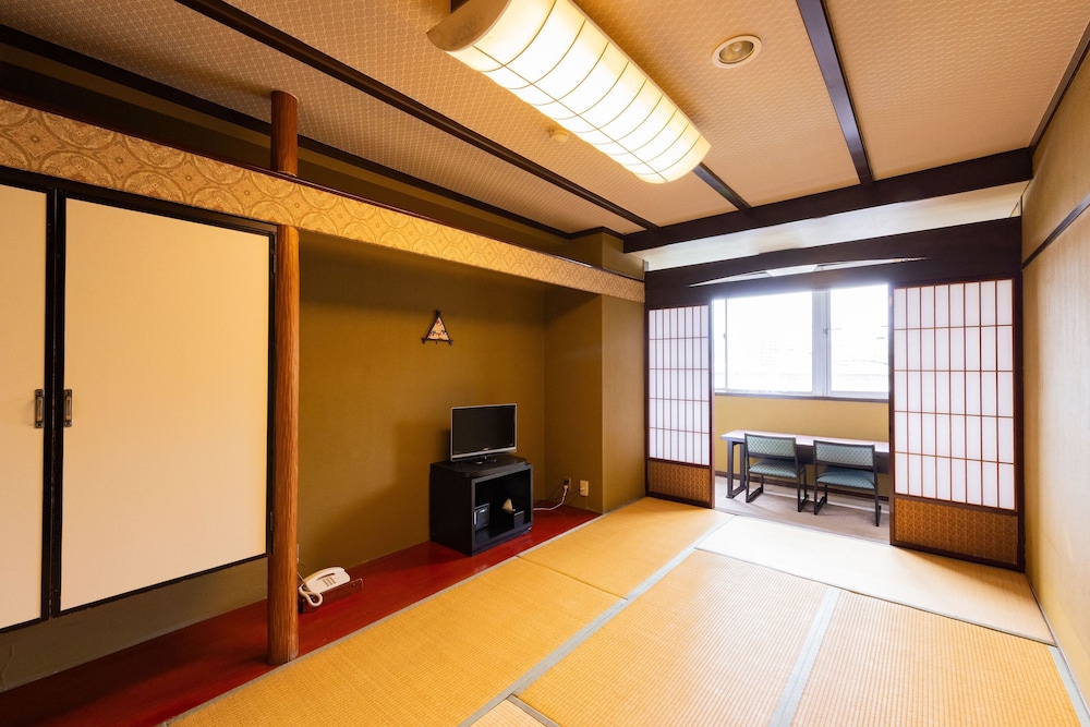 Japanese-style Room, Non Smoking, Private Bathroom photo 2