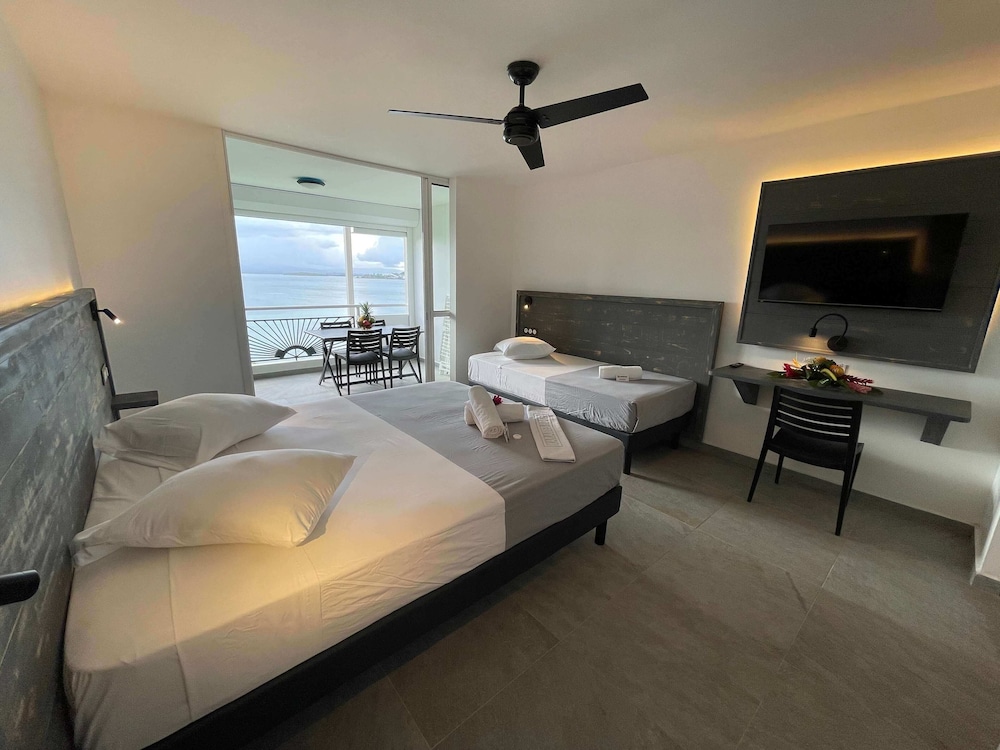Deluxe Studio, Multiple Beds, Sea View, Oceanfront