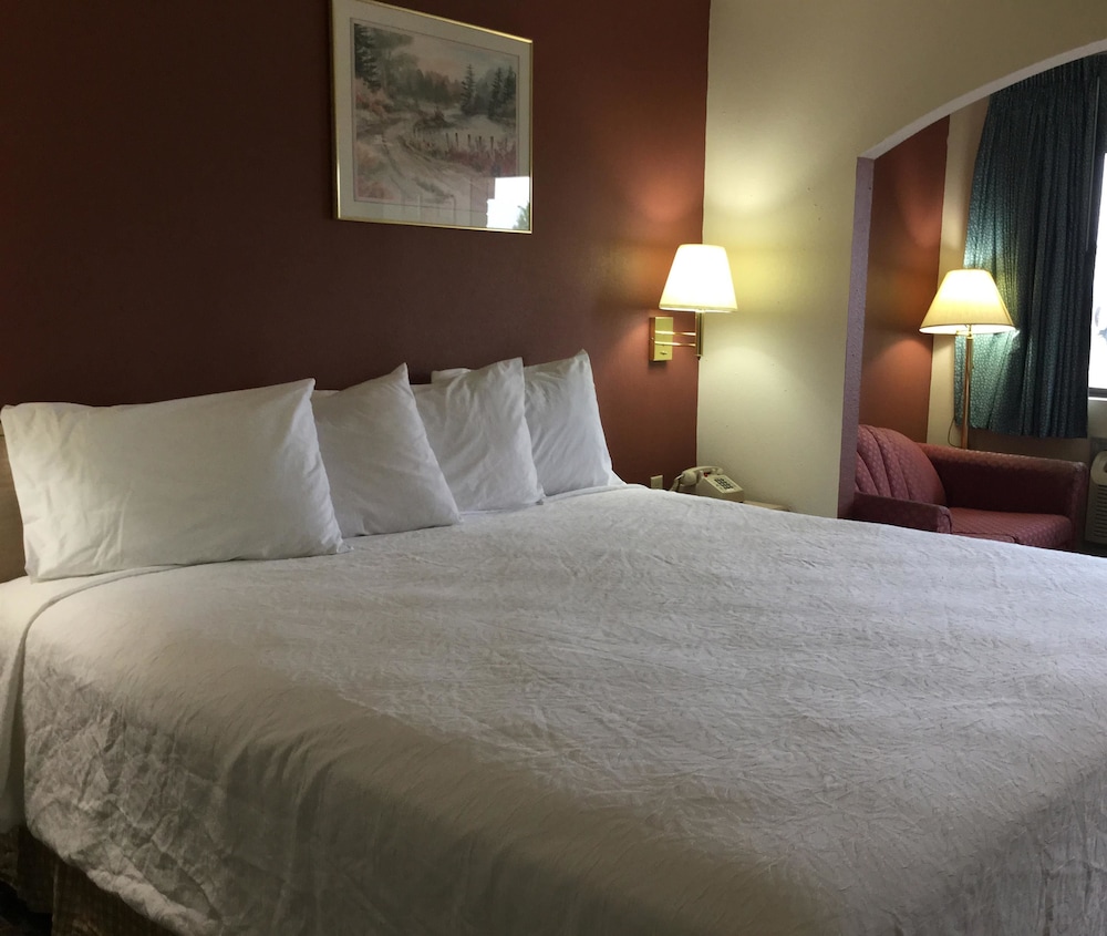 Room, 1 King Bed, Accessible, Non Smoking - Photo 2