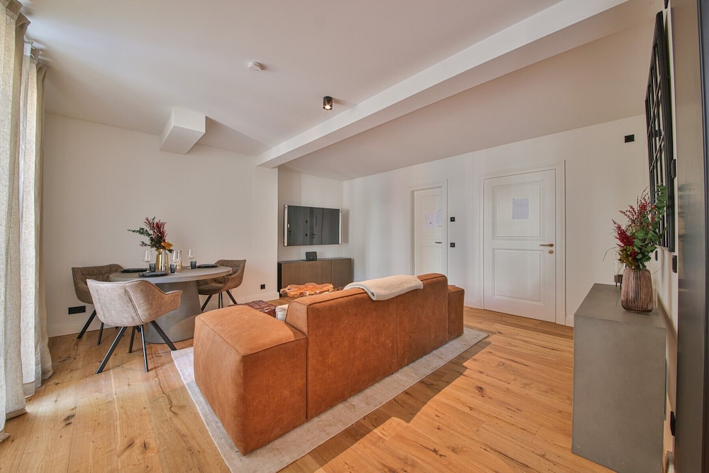 Comfort Apartment, 1 King Bed, Non Smoking, Pets Allowed photo 3
