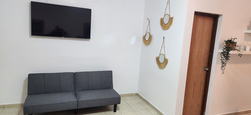 Family Apartment photo 2