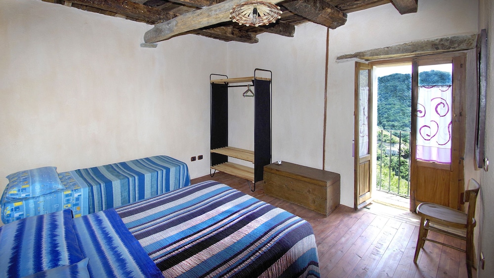 House (A Tingia)