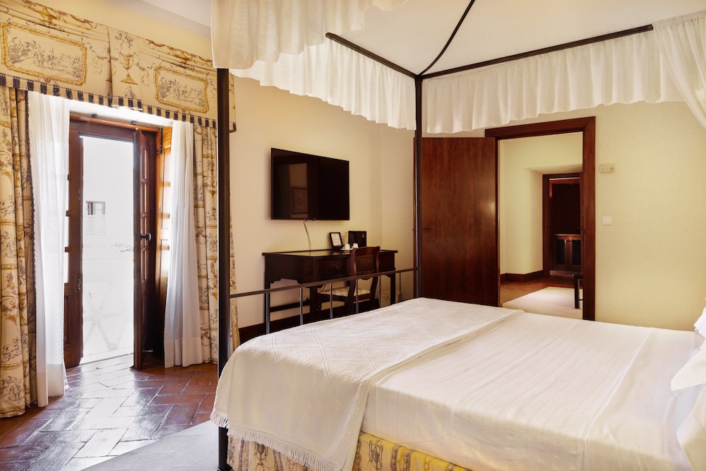 Suite - Photo 5