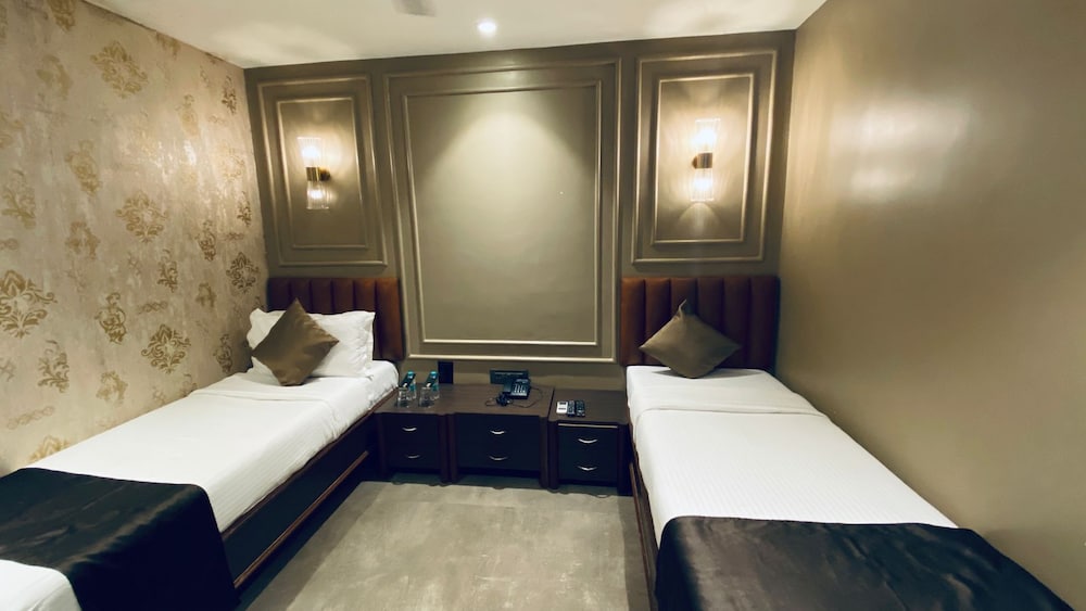 Super Deluxe Twin Room - Photo 1