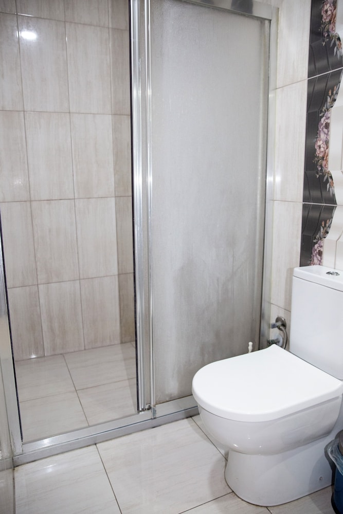 Elite Double Room, 1 King Bed, Non Smoking, City View photo 3