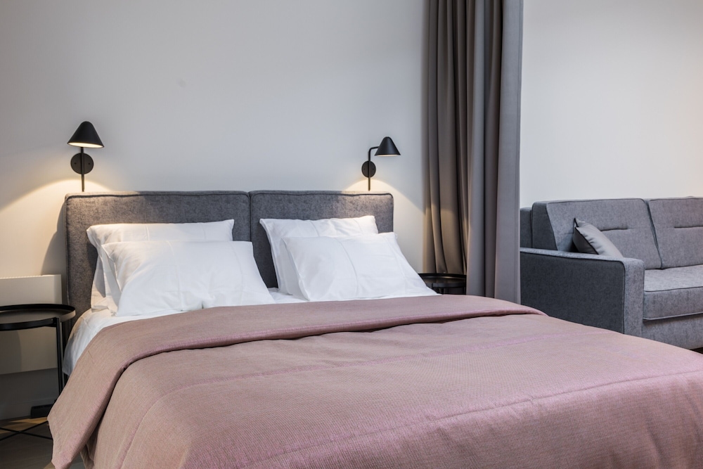 Elite Studio Suite photo 2