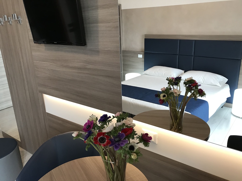 Comfort Double Room, Balcony, Lake View photo 2