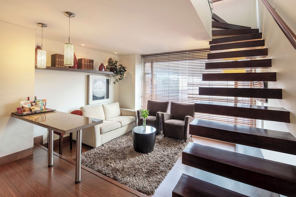 Loft - Photo 3