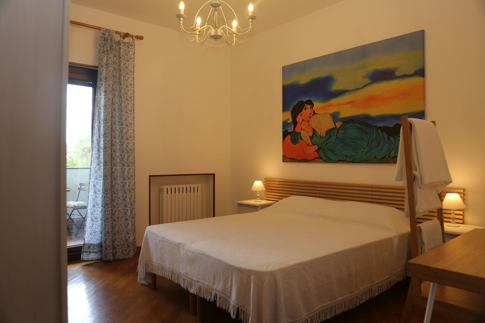 Comfort Triple Room (Cantatore) (External Bathroom)