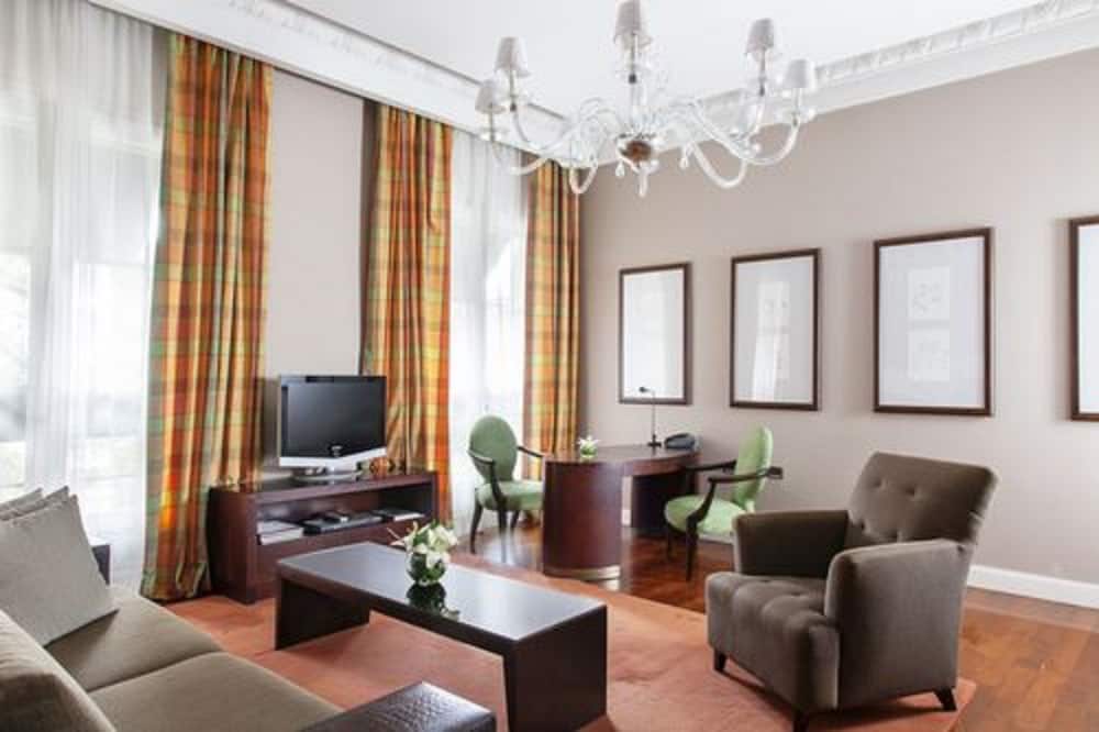 Executive Suite (Palace)