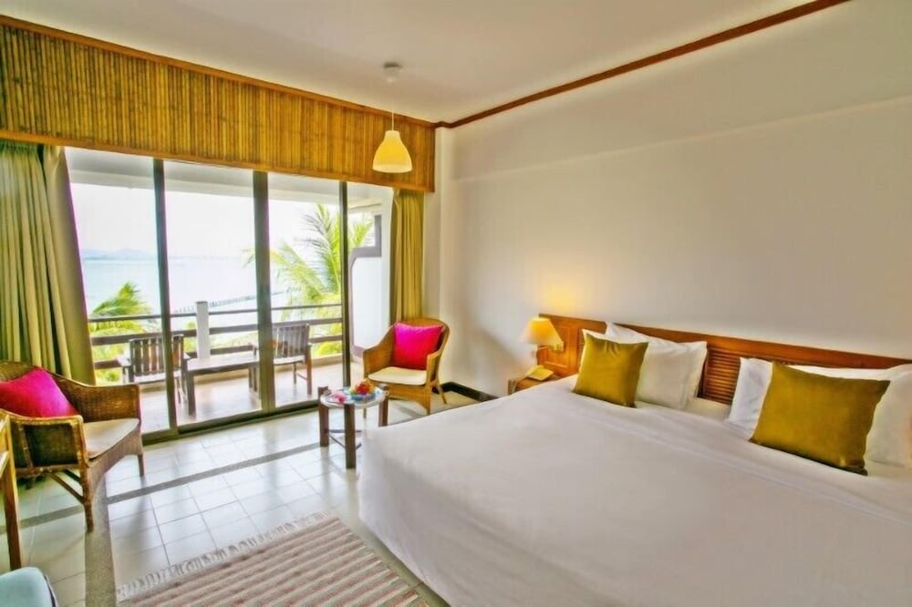 Deluxe Seaview - Photo 8