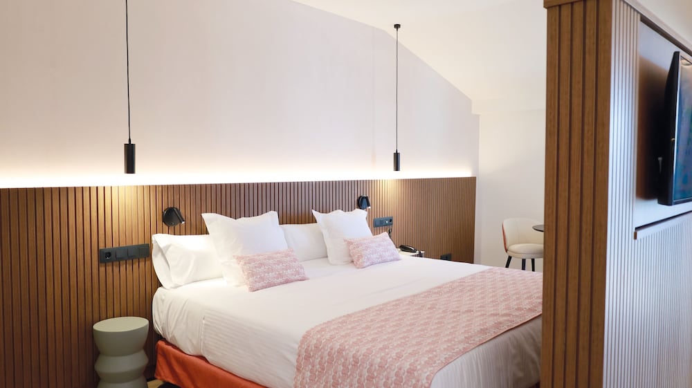 Junior Double or Twin Room, Balcony photo 2