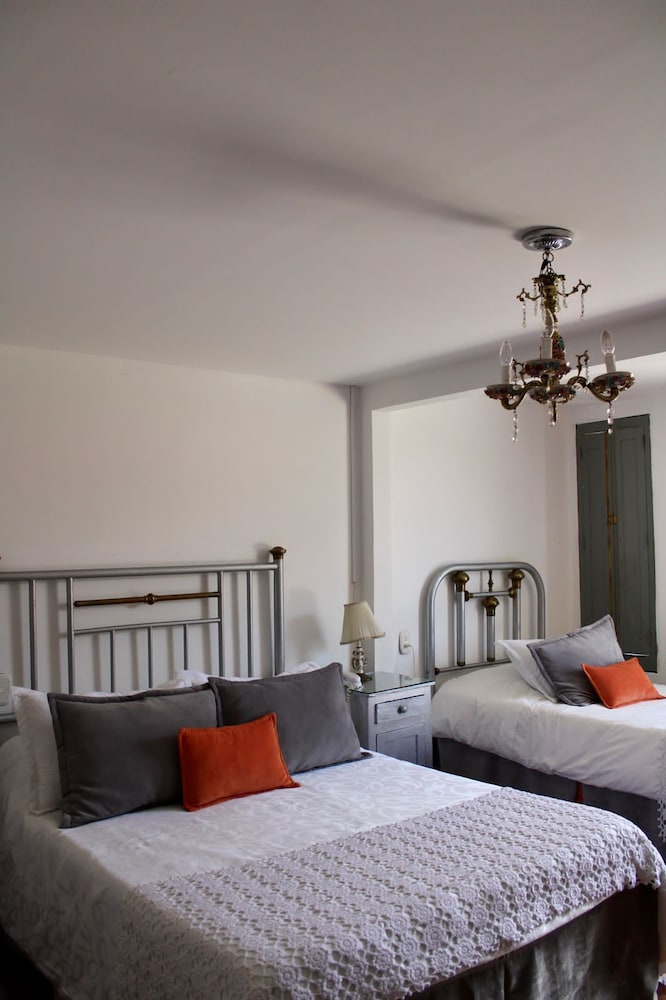 Standard Quadruple Room photo 2
