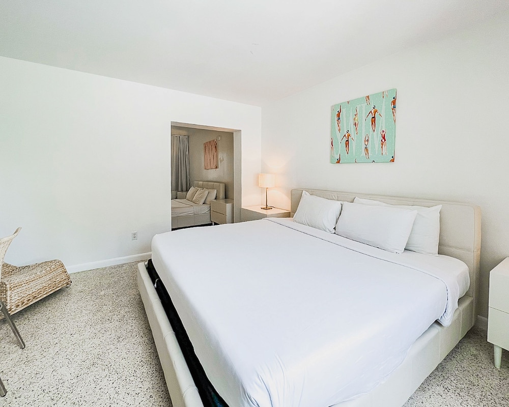 Studio, 2 Queen Beds