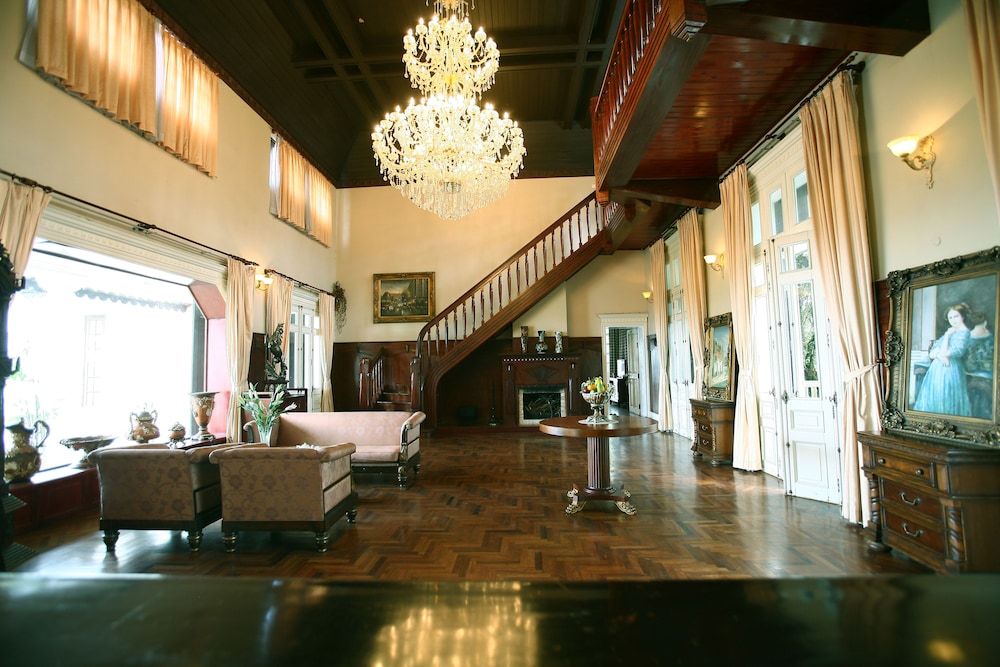 Royal Suite - Photo 2