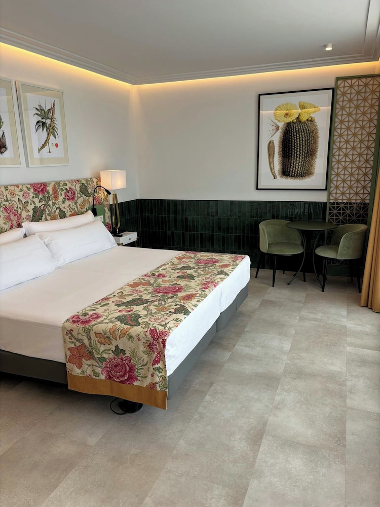 Superior Room, Terrace, River View - Photo 4