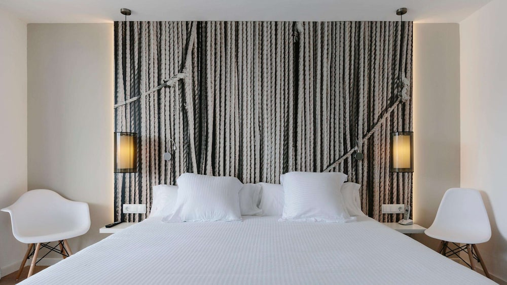 Superior Double or Twin Room, Balcony, Pool View Superior Double or Twin Room, Balcony, Pool View