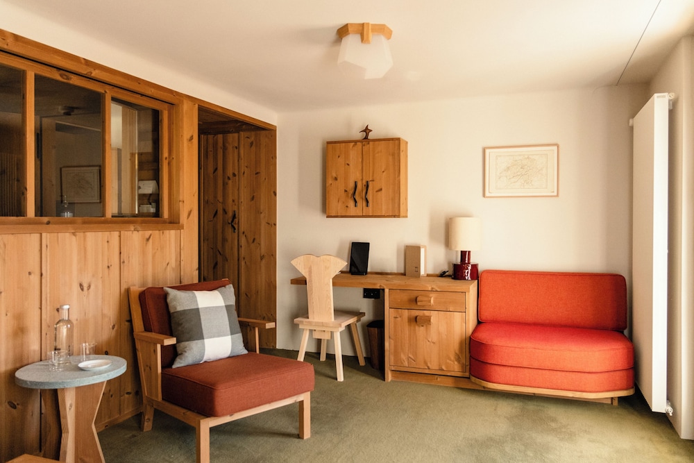 Deluxe Room, Garden View - Photo 4