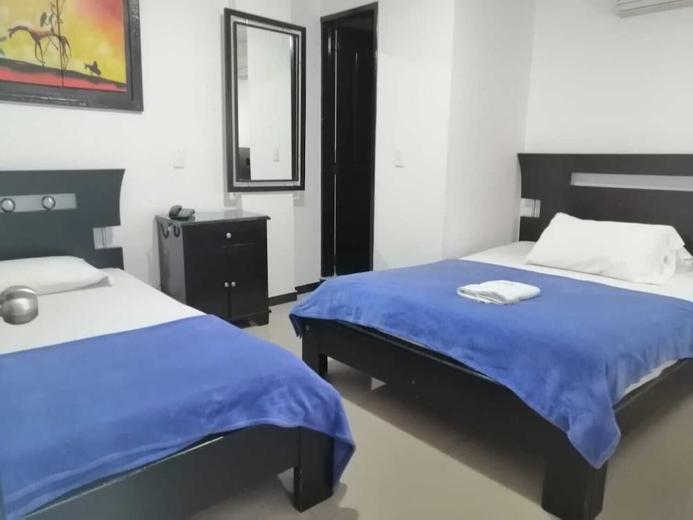 Deluxe Triple Room (A/C) photo 1