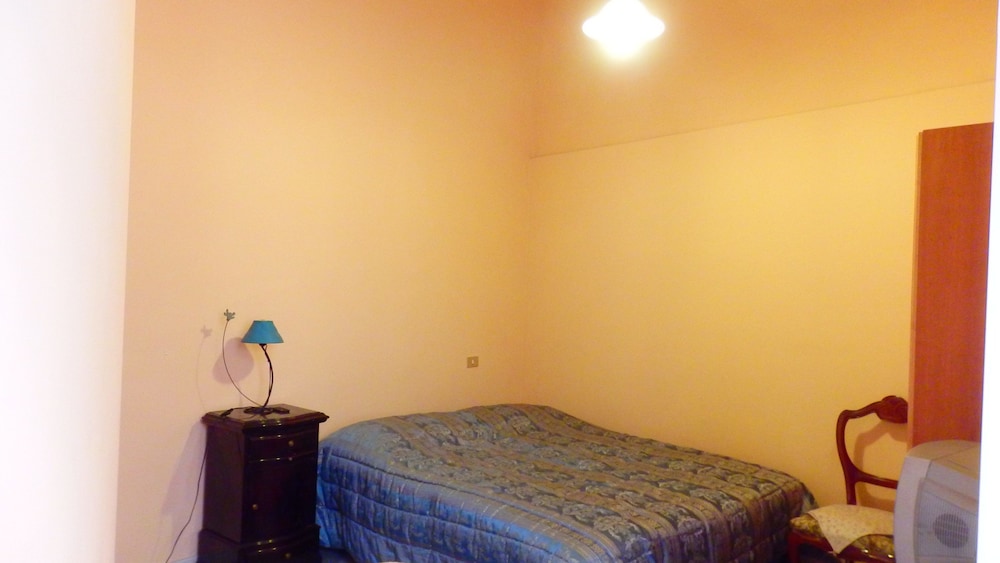 Triple Room, Shared Bathroom photo 1