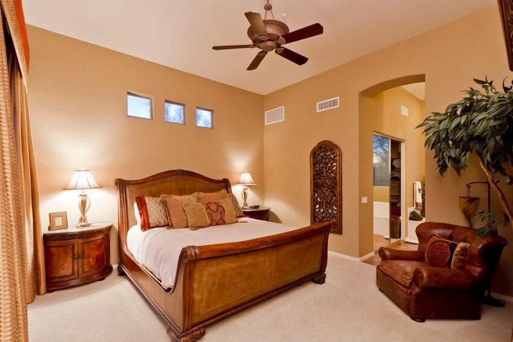 Condo, 3 Bedrooms