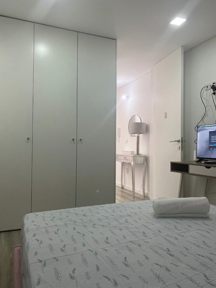Comfort Suite, City View (SUITE B)