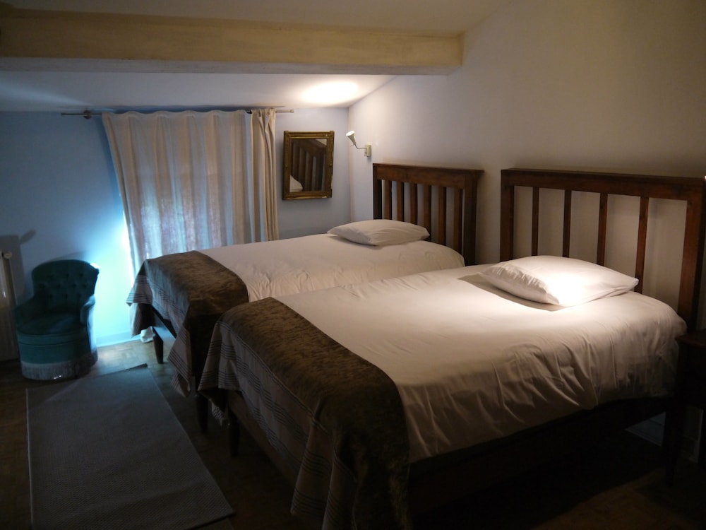 Classic Triple Room, Multiple Beds, Garden View photo 1