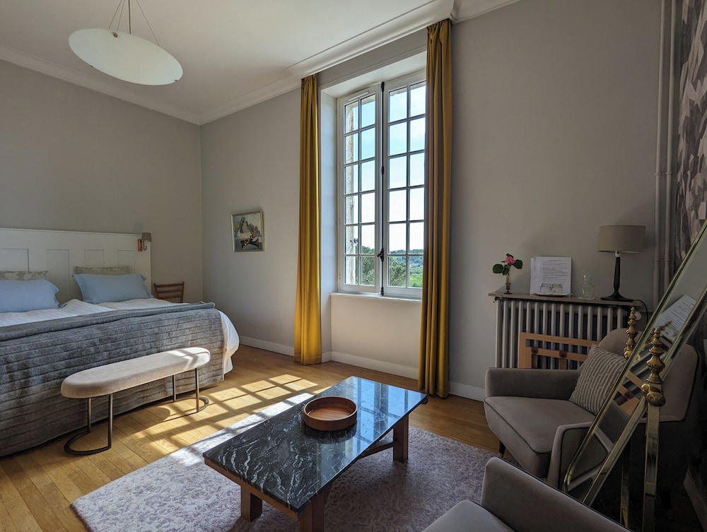 Deluxe Double or Twin Room, Ensuite, Park View (Rose Garden) photo 1