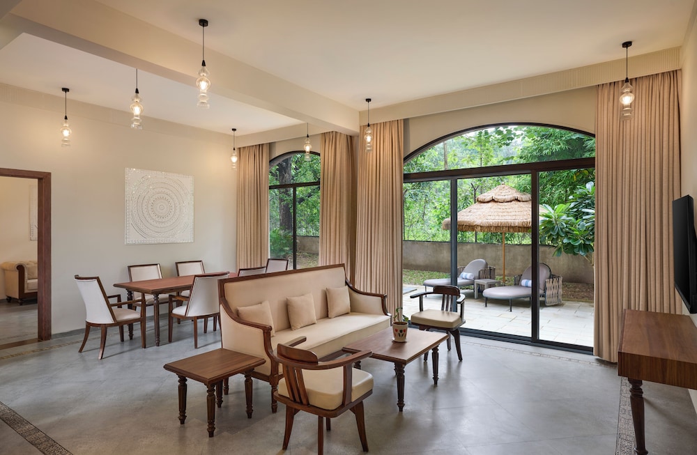 Classic Villa, 3 Bedrooms, Balcony, Garden View (Balcony) - Photo 3