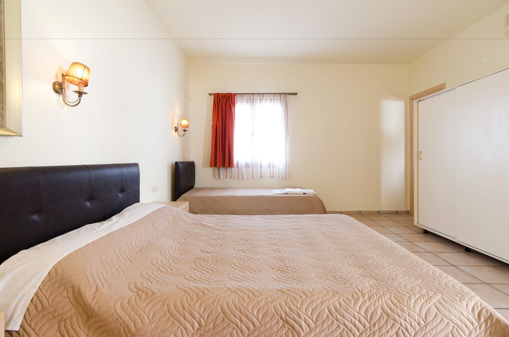 Economy Double Room, Accessible