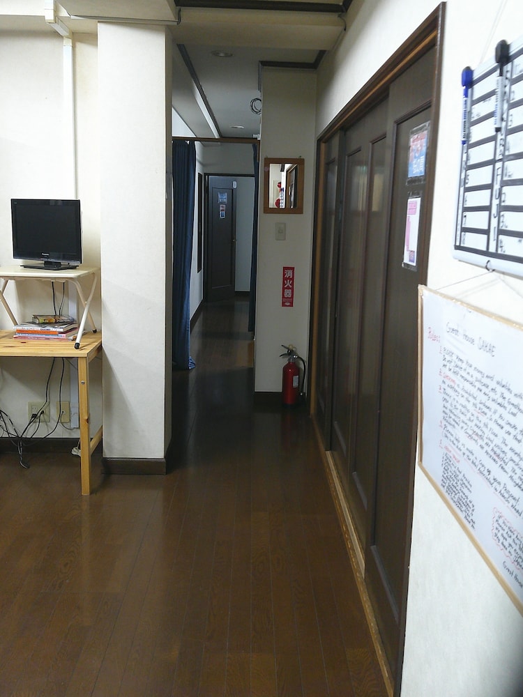 Family Room, Non Smoking (5 people, 100m from Nishiarai Station) photo 2