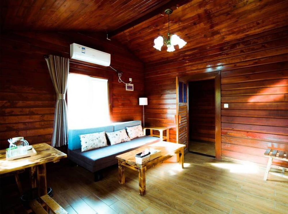 Premium Twin Room photo 3