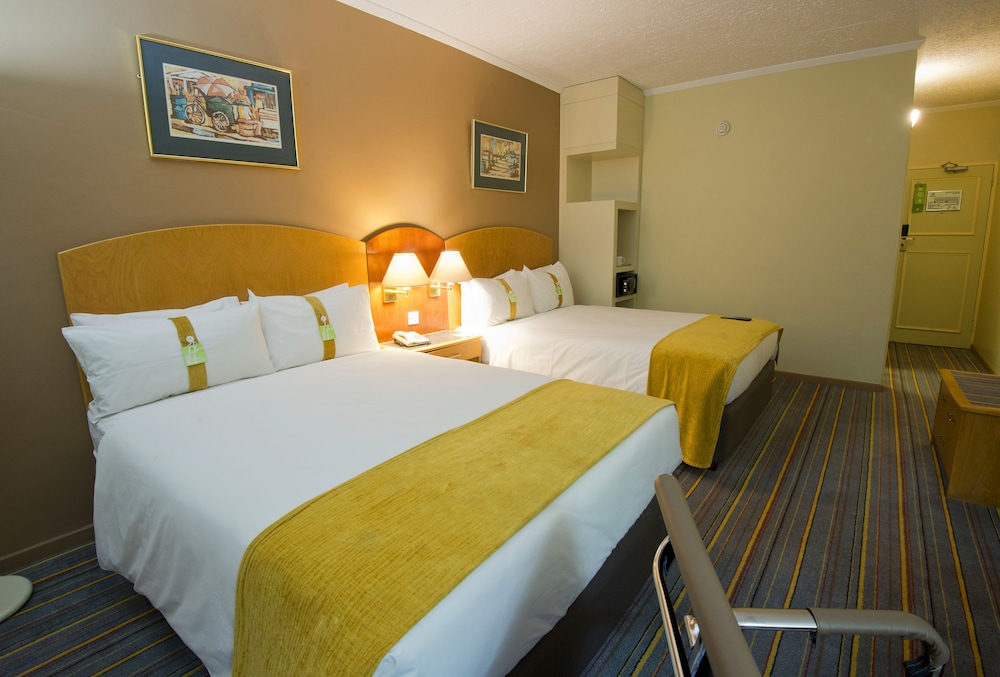 Premium Room - Photo 17