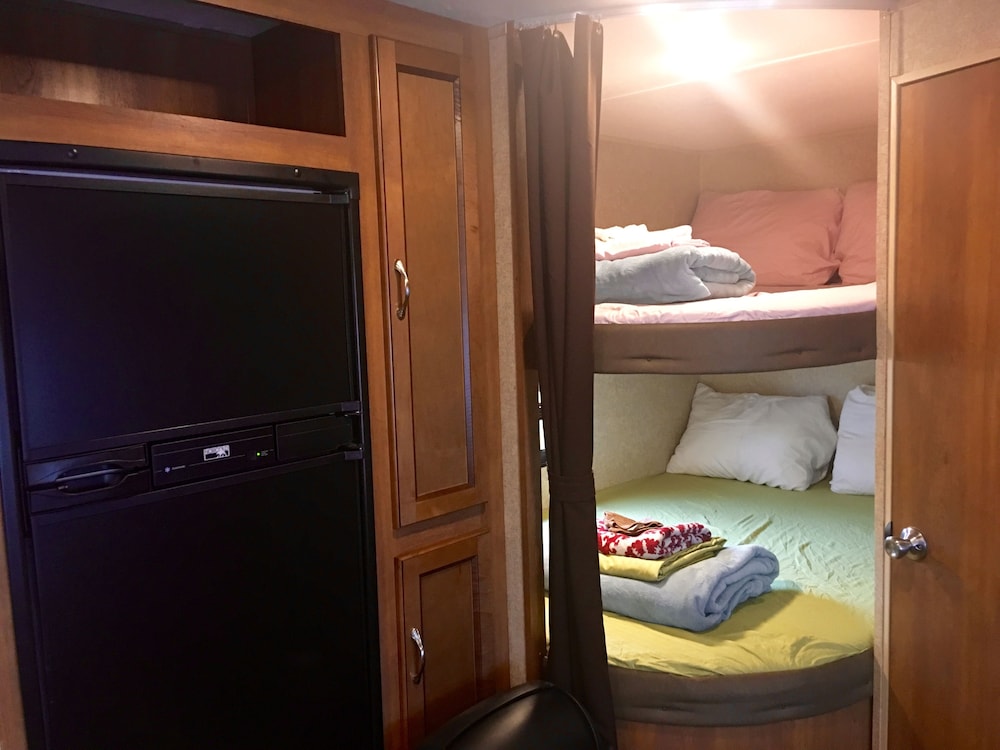 Basic Mobile Home, 1 Bedroom photo 1